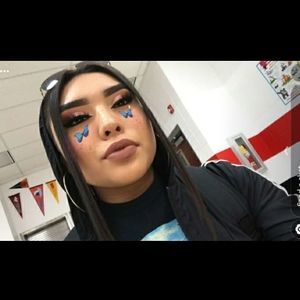 Meet your Posher, Thomasina